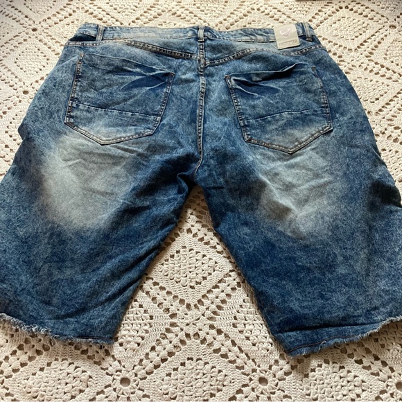 ENCRYPT DISTRESSED MEN JEANS SHORTS 44 jorts - Picture 8 of 8